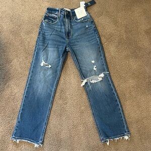 Abercrombie’s & Fitch Petite Ankle Straight Ultra High Rise Jean